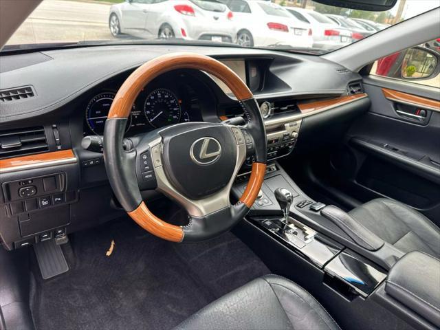 used 2014 Lexus ES 300h car, priced at $18,950