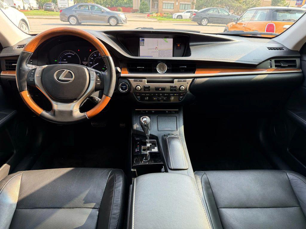 used 2014 Lexus ES 300h car, priced at $18,950