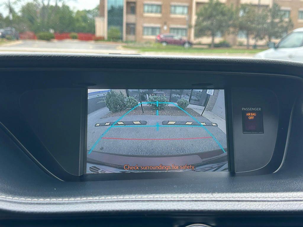 used 2014 Lexus ES 300h car, priced at $18,950