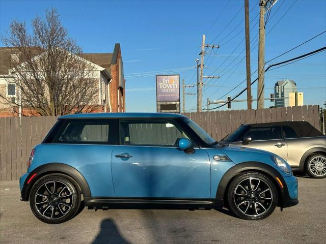 used 2013 MINI Hardtop car, priced at $7,950