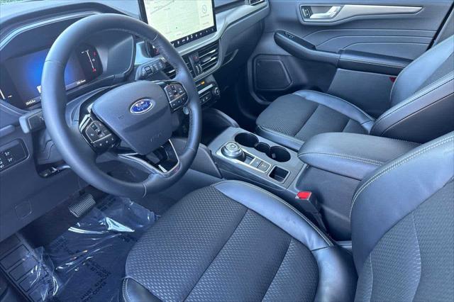 used 2025 Ford Escape car