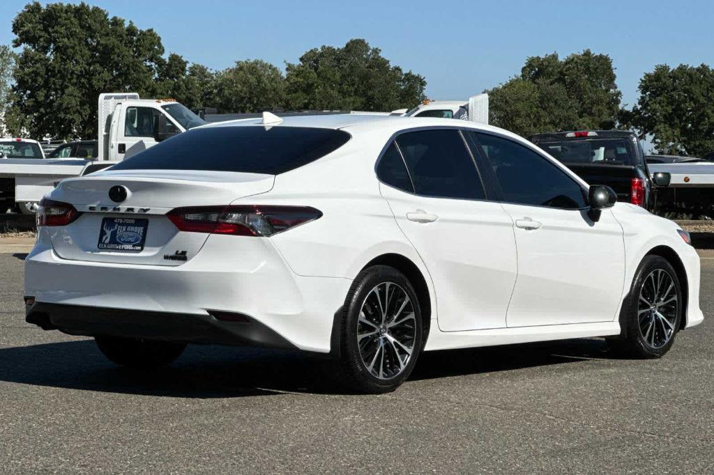 used 2022 Toyota Camry Hybrid car, priced at $26,997