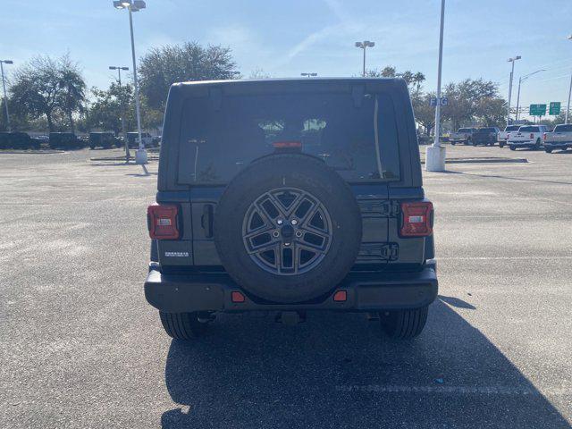 new 2025 Jeep Wrangler car, priced at $45,735