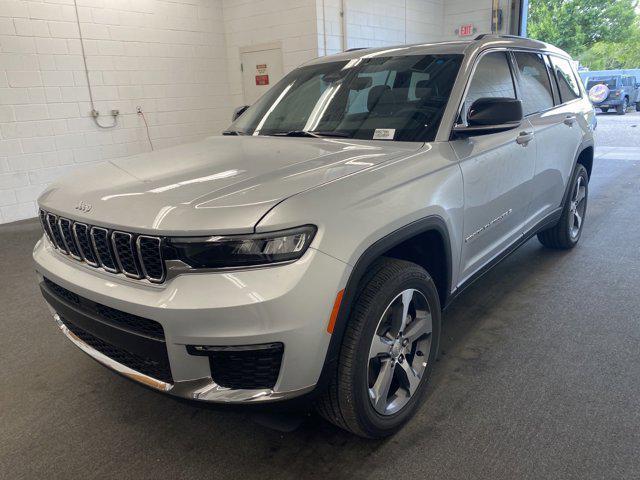 new 2024 Jeep Grand Cherokee L car, priced at $48,836