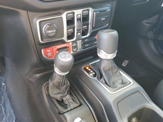 new 2025 Jeep Gladiator car, priced at $51,868
