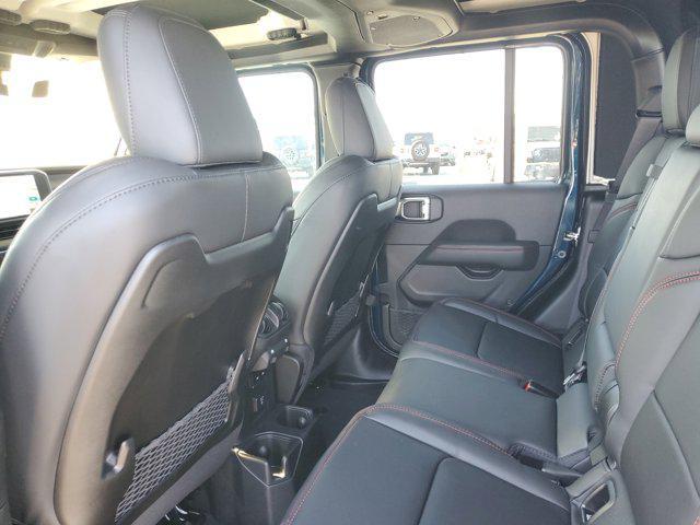 new 2025 Jeep Gladiator car, priced at $51,868