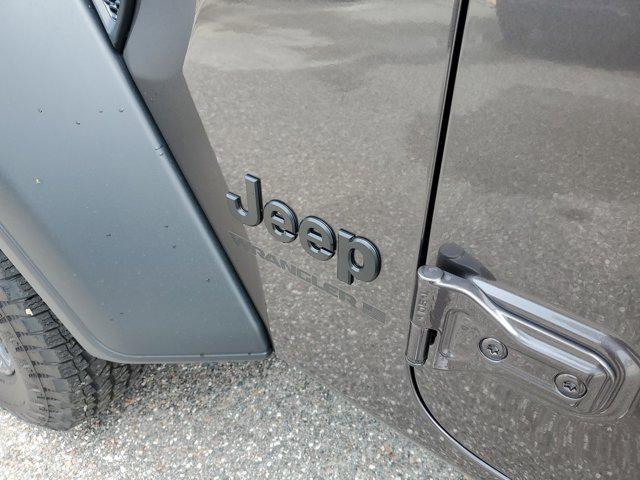 new 2025 Jeep Wrangler car, priced at $40,626