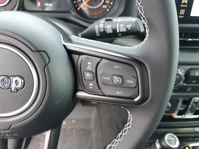 new 2025 Jeep Wrangler car, priced at $40,626