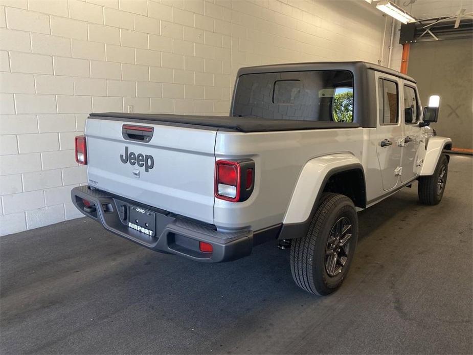 new 2024 Jeep Gladiator car, priced at $43,839