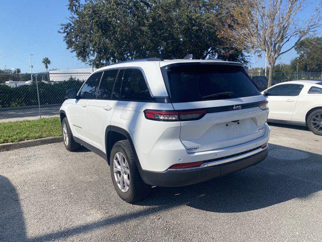 used 2022 Jeep Grand Cherokee car, priced at $27,769