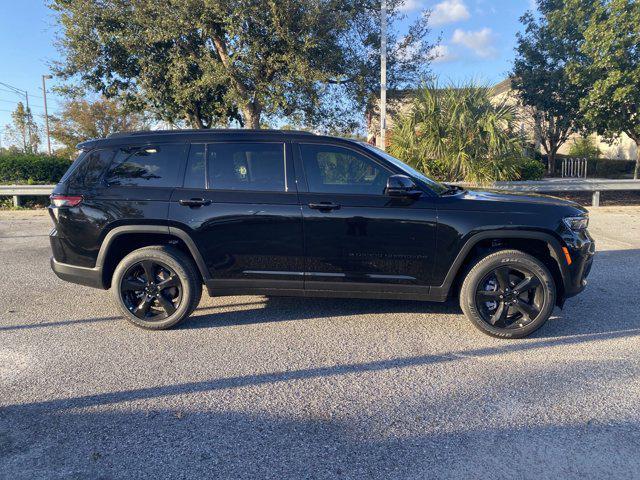 new 2025 Jeep Grand Cherokee L car, priced at $39,706