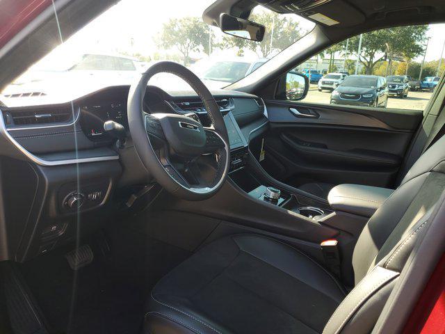 new 2025 Jeep Grand Cherokee car, priced at $31,823