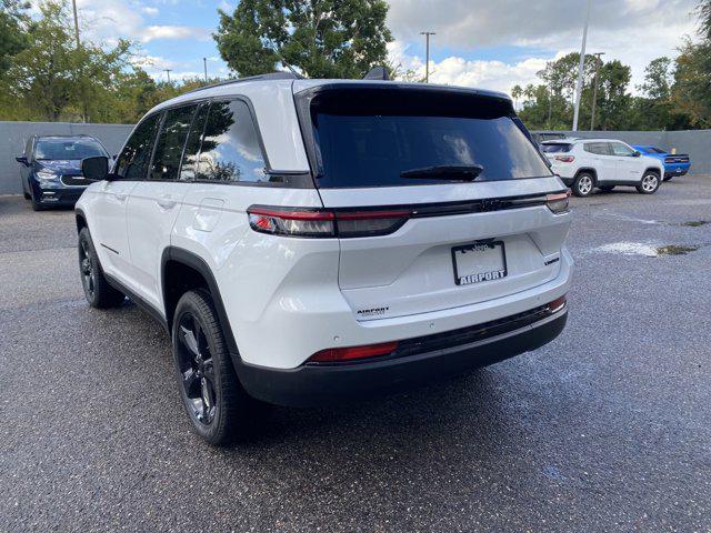 new 2024 Jeep Grand Cherokee car, priced at $47,140