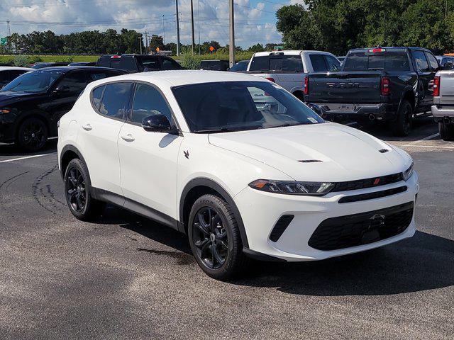 new 2025 Dodge Hornet car, priced at $24,900