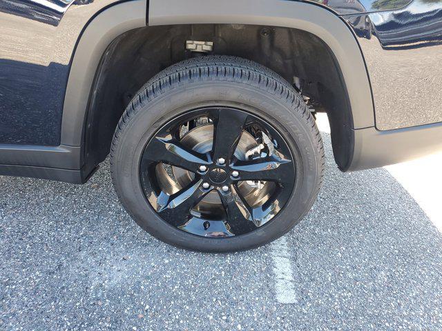 used 2024 Jeep Grand Cherokee L car, priced at $36,884