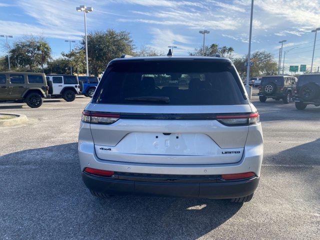 new 2025 Jeep Grand Cherokee car, priced at $43,997