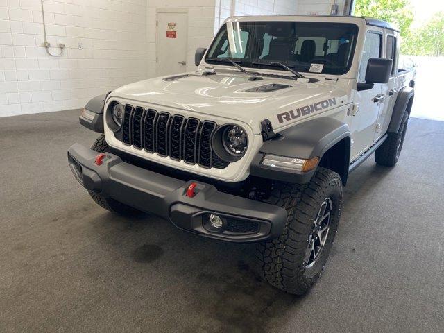 new 2024 Jeep Gladiator car, priced at $48,227