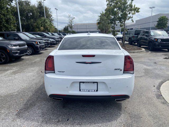 used 2022 Chrysler 300 car, priced at $23,397