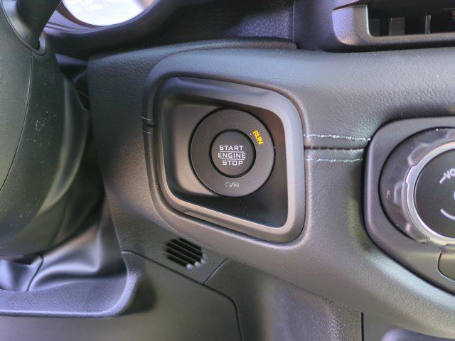 new 2025 Jeep Gladiator car, priced at $46,491