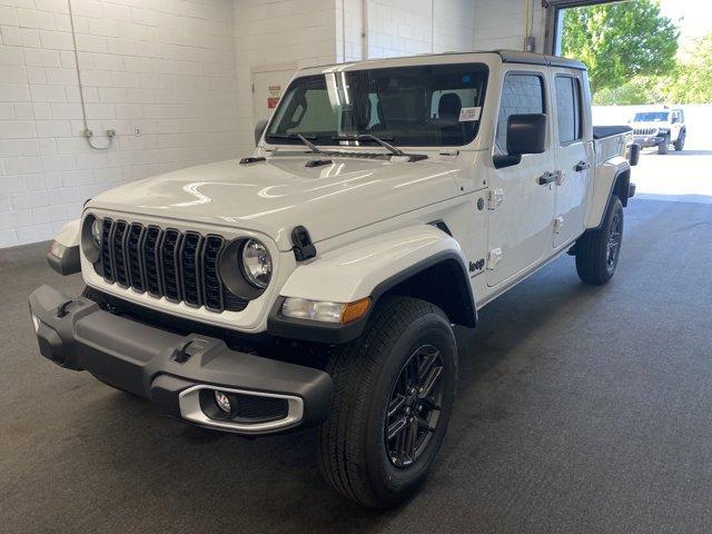 new 2024 Jeep Gladiator car, priced at $39,460