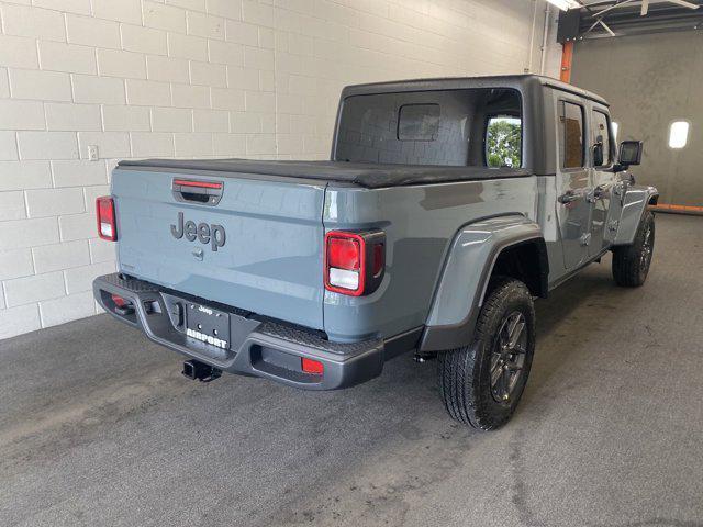 new 2024 Jeep Gladiator car, priced at $45,828