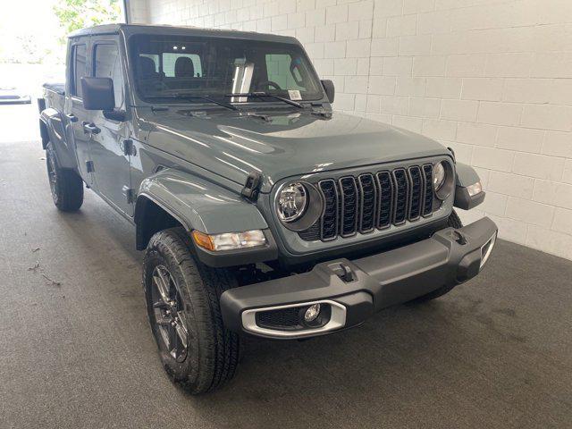 new 2024 Jeep Gladiator car, priced at $45,828