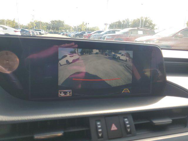 used 2019 Lexus ES 350 car, priced at $20,572