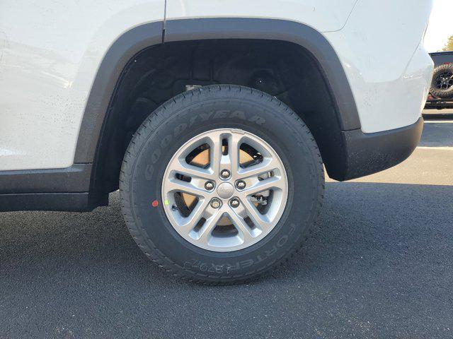 new 2025 Jeep Grand Cherokee car, priced at $35,519