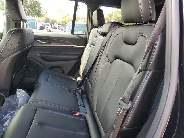 new 2025 Jeep Grand Cherokee car, priced at $36,155