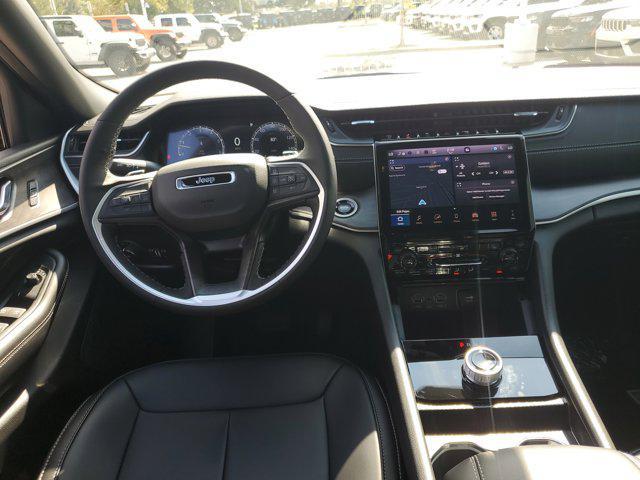 new 2025 Jeep Grand Cherokee car, priced at $36,155
