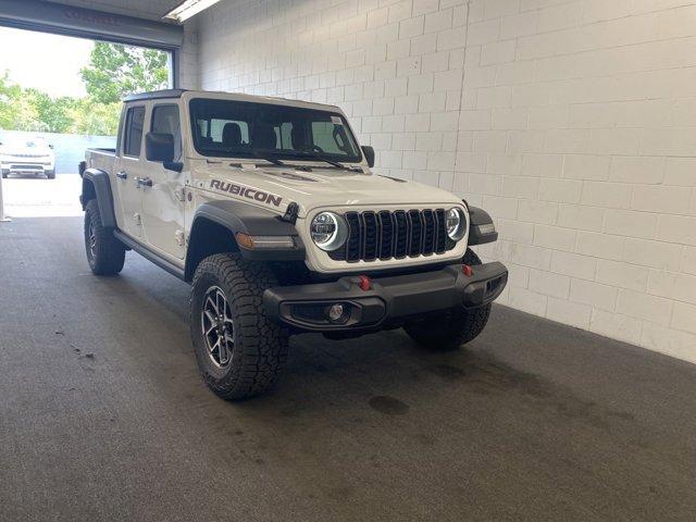 new 2024 Jeep Gladiator car, priced at $48,918