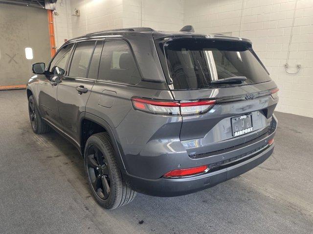 new 2024 Jeep Grand Cherokee car, priced at $45,921