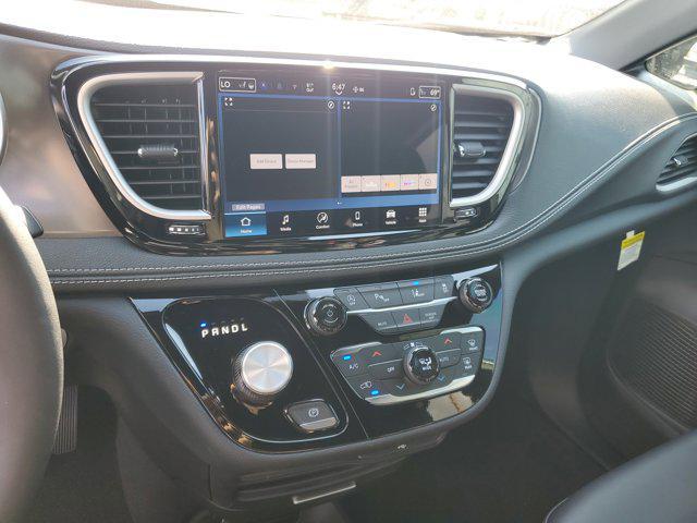 new 2026 Chrysler Pacifica car, priced at $35,112