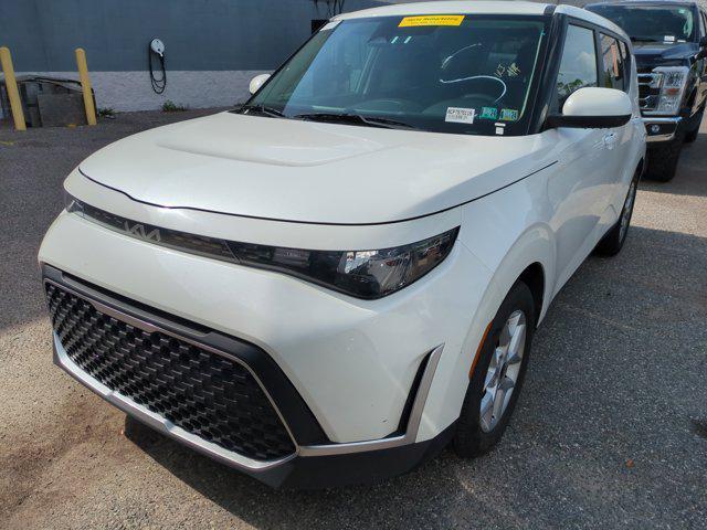 used 2023 Kia Soul car, priced at $16,420