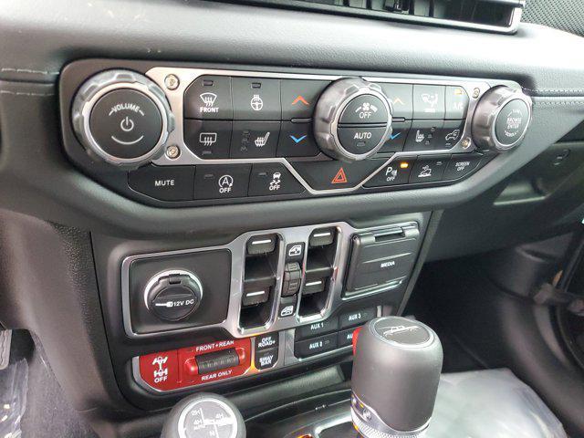 new 2025 Jeep Gladiator car, priced at $65,965