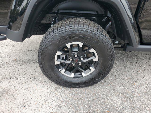 new 2025 Jeep Gladiator car, priced at $65,965