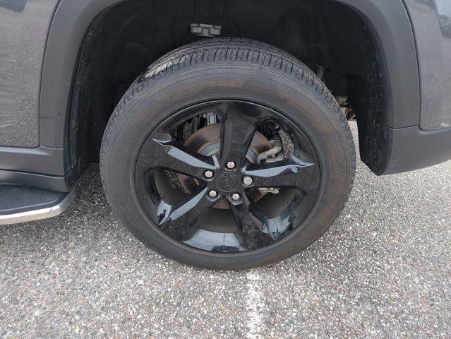 used 2024 Jeep Grand Cherokee car, priced at $33,350