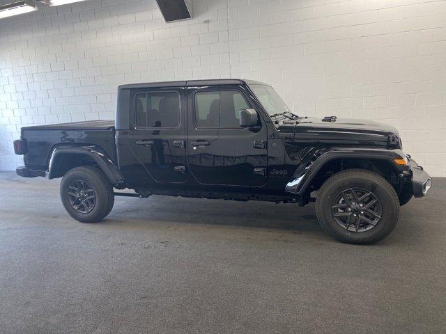 new 2024 Jeep Gladiator car, priced at $39,842