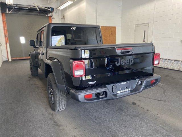 new 2024 Jeep Gladiator car, priced at $39,842