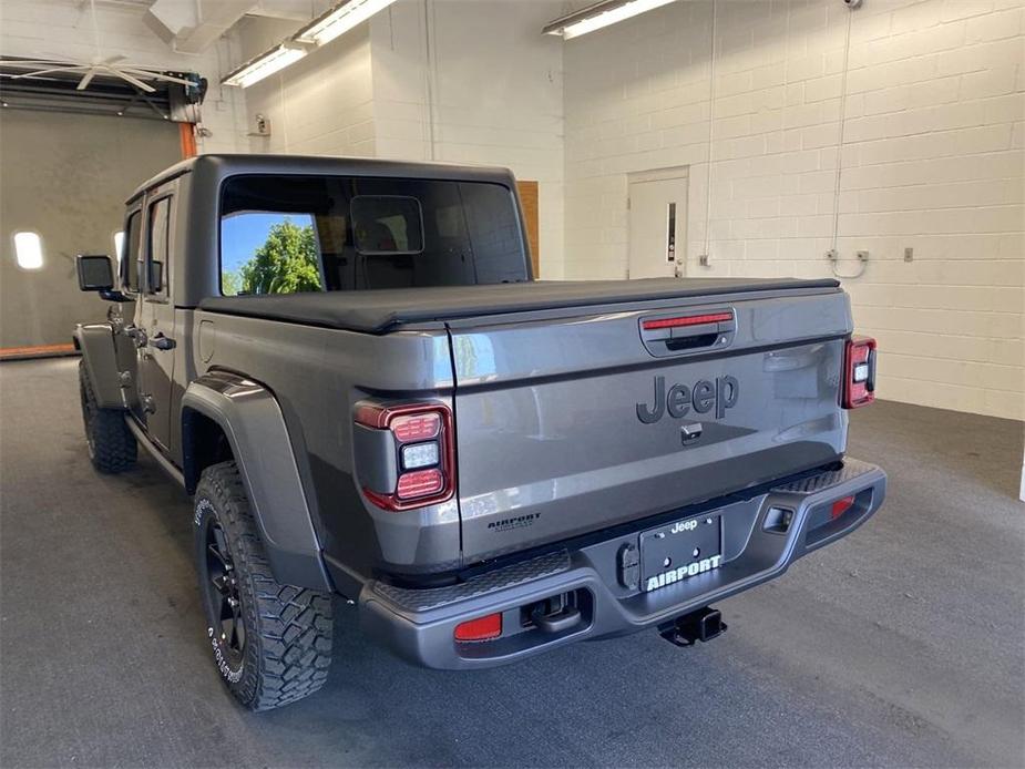 new 2024 Jeep Gladiator car, priced at $47,079