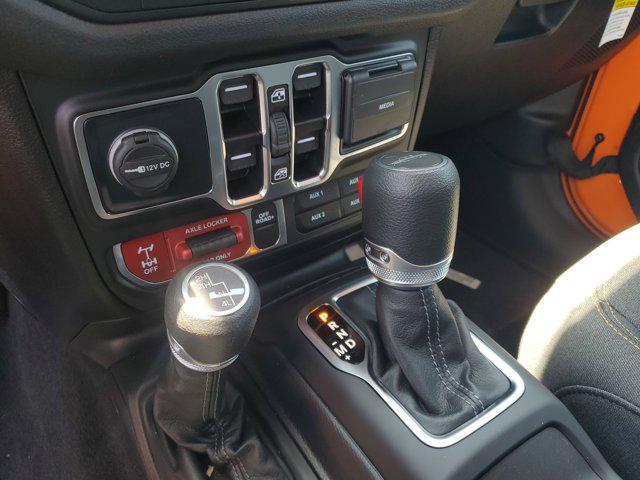 new 2025 Jeep Gladiator car, priced at $45,434