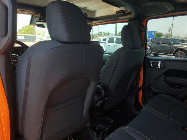 new 2025 Jeep Gladiator car, priced at $45,434