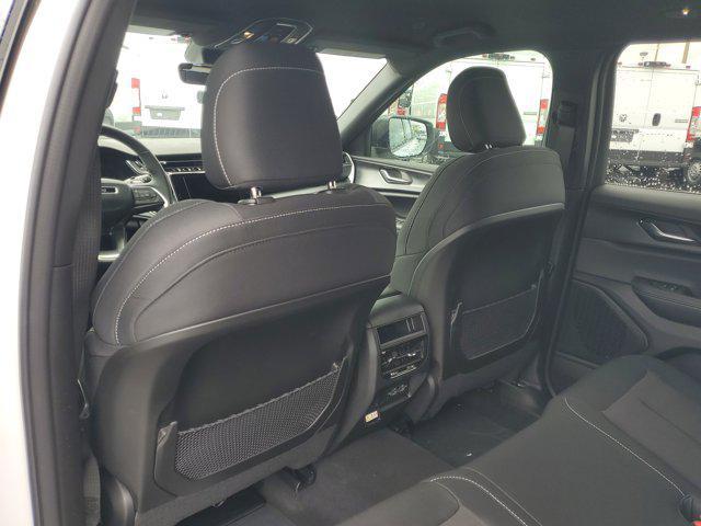 new 2025 Jeep Grand Cherokee car, priced at $34,464