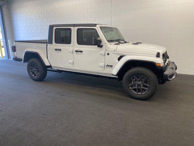 new 2024 Jeep Gladiator car, priced at $45,292