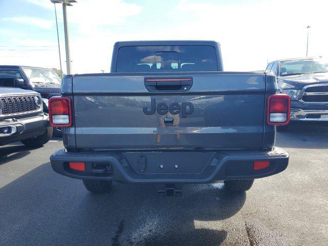 new 2025 Jeep Gladiator car, priced at $38,404