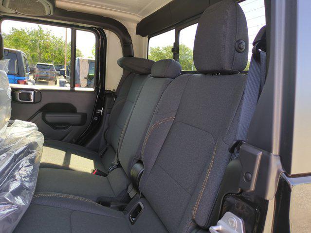 new 2025 Jeep Gladiator car, priced at $38,451