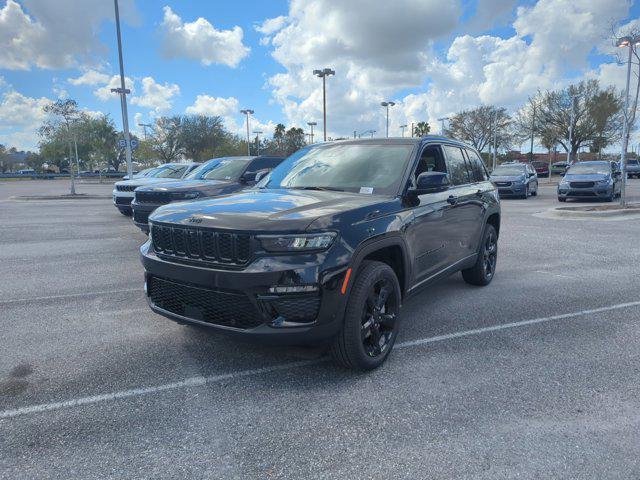 new 2025 Jeep Grand Cherokee car, priced at $46,977