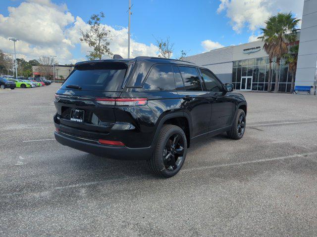 new 2025 Jeep Grand Cherokee car, priced at $46,977