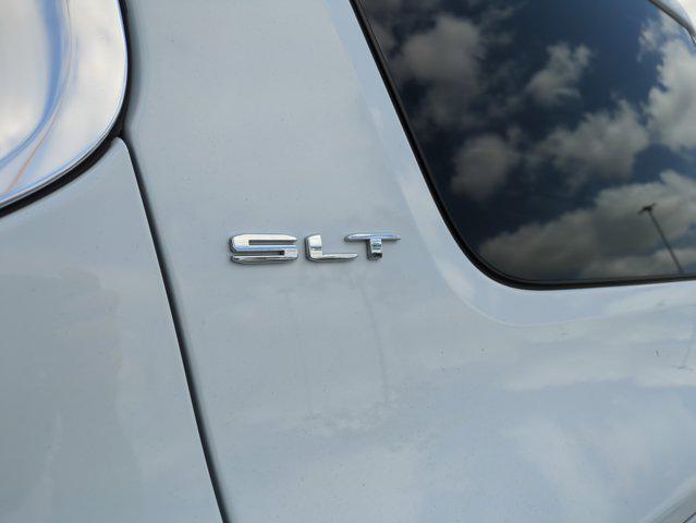 used 2023 GMC Acadia car, priced at $25,420