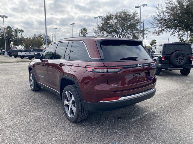 new 2025 Jeep Grand Cherokee car, priced at $43,011